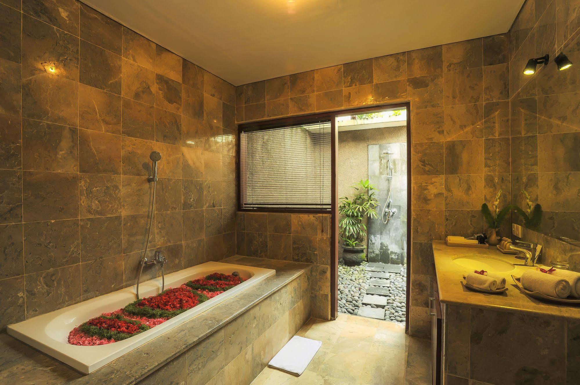 Aksata Villas Canggu المظهر الخارجي الصورة